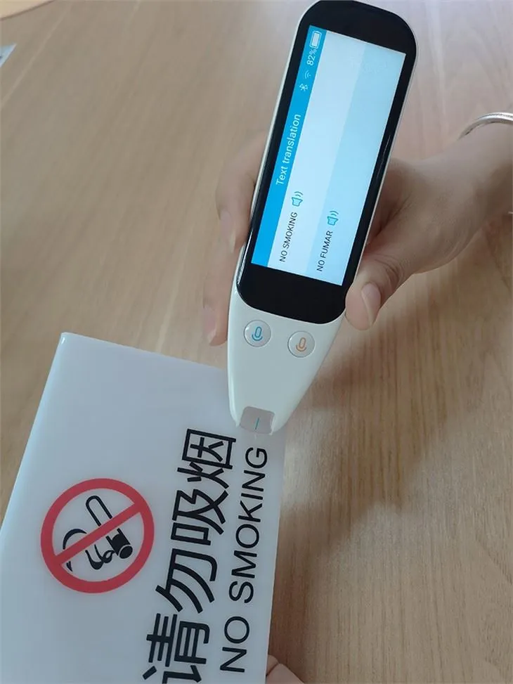 ट्रैवलिंग बिजनेस ऑफलाइन स्कैन वॉयस ट्रांसलेशन पेन